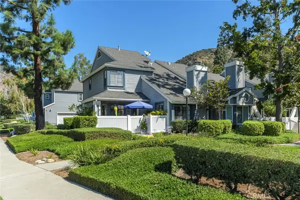 338 Monroe Ct, Azusa, CA 91702