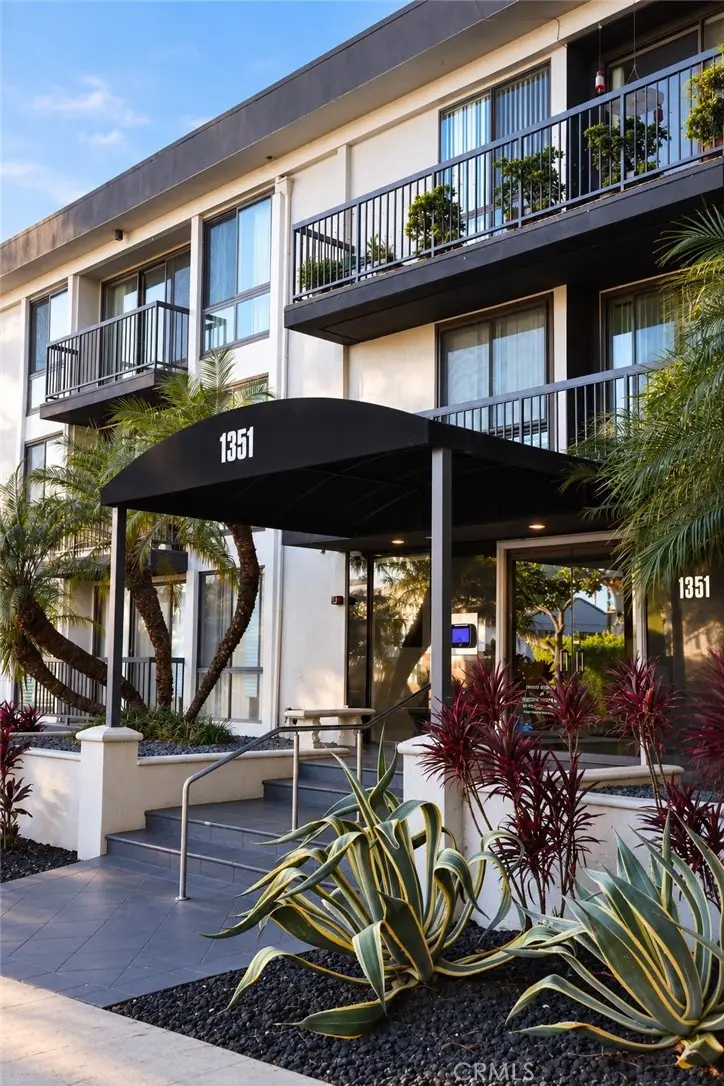 1351 N Crescent Heights #308, Los Angeles, CA 90046 - #3