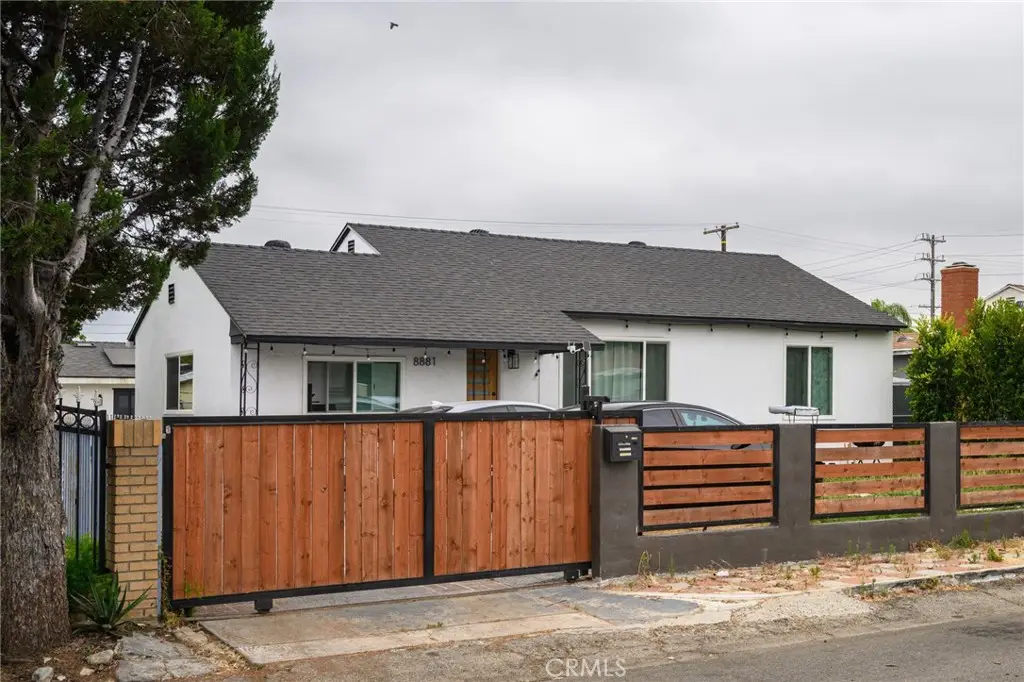 8881 Morehart Avenue, Sun Valley, CA 91352 - #1