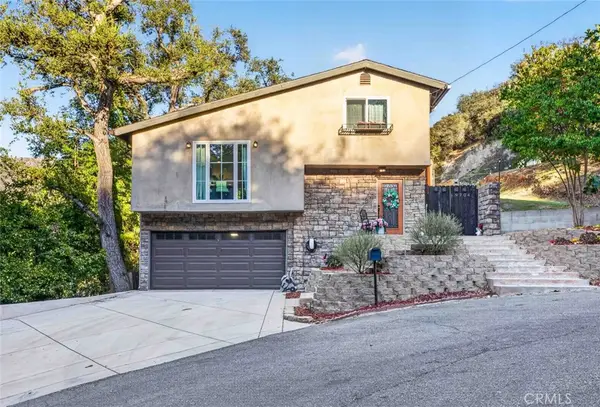 9704 Marcus Lane, Tujunga, CA 91042