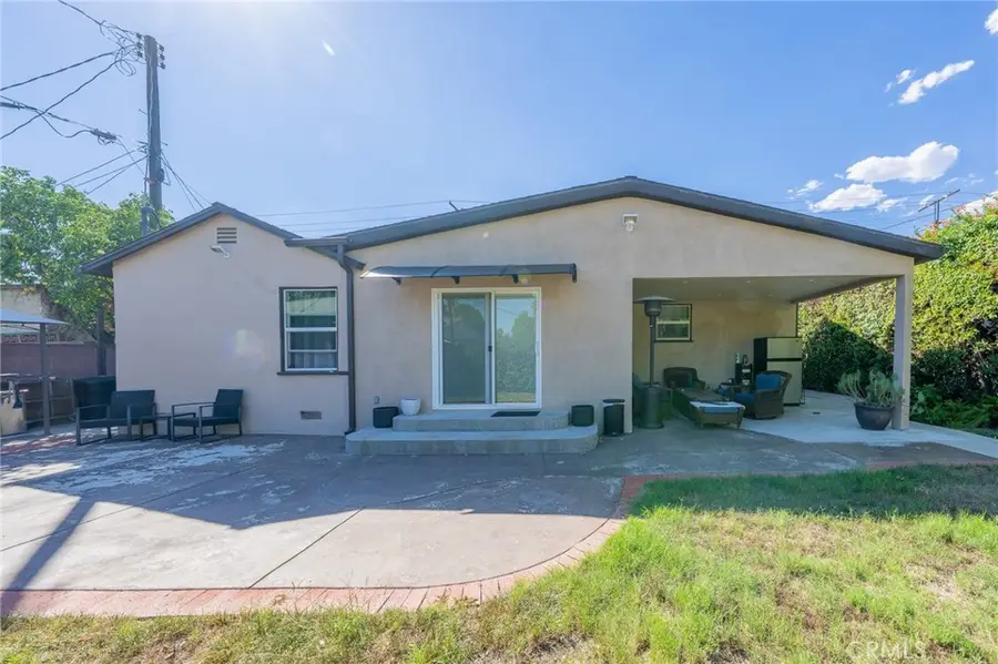 9720 Hayvenhurst, North Hills, CA 91343 - #3