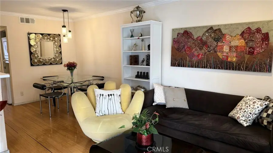 957 S Gramercy #203, Los Angeles, CA 90019 - #3