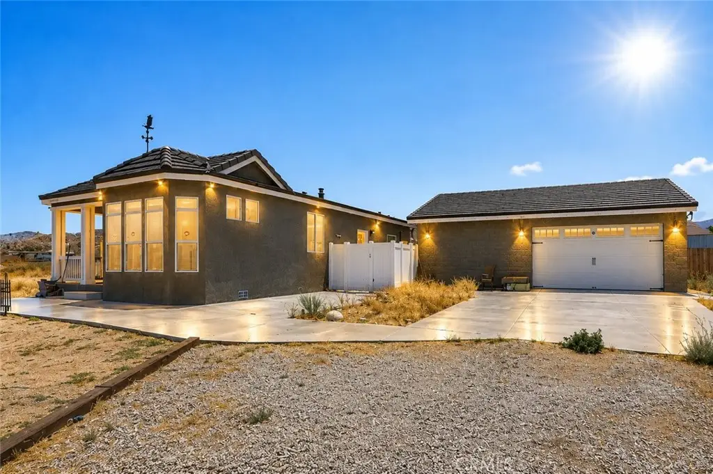 11152 E Avenue V12, Littlerock, CA 93543 - #1