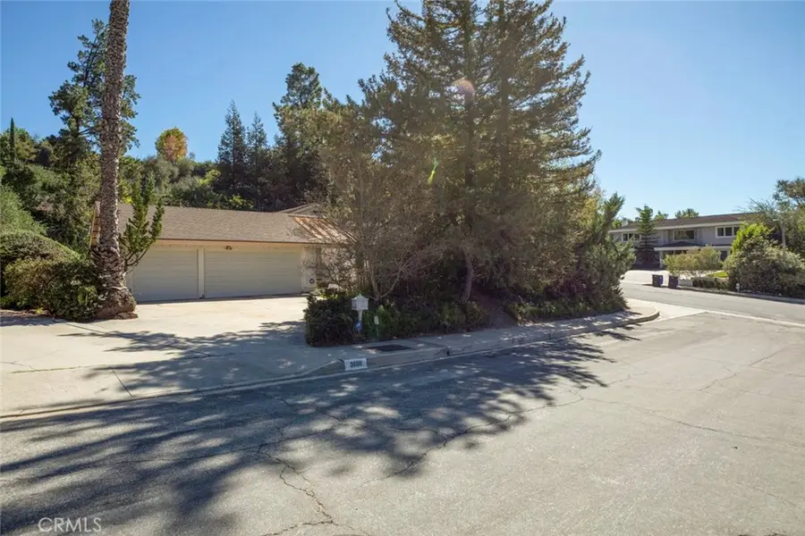 3600 Shannon Way, Glendale, CA 91202 - #3