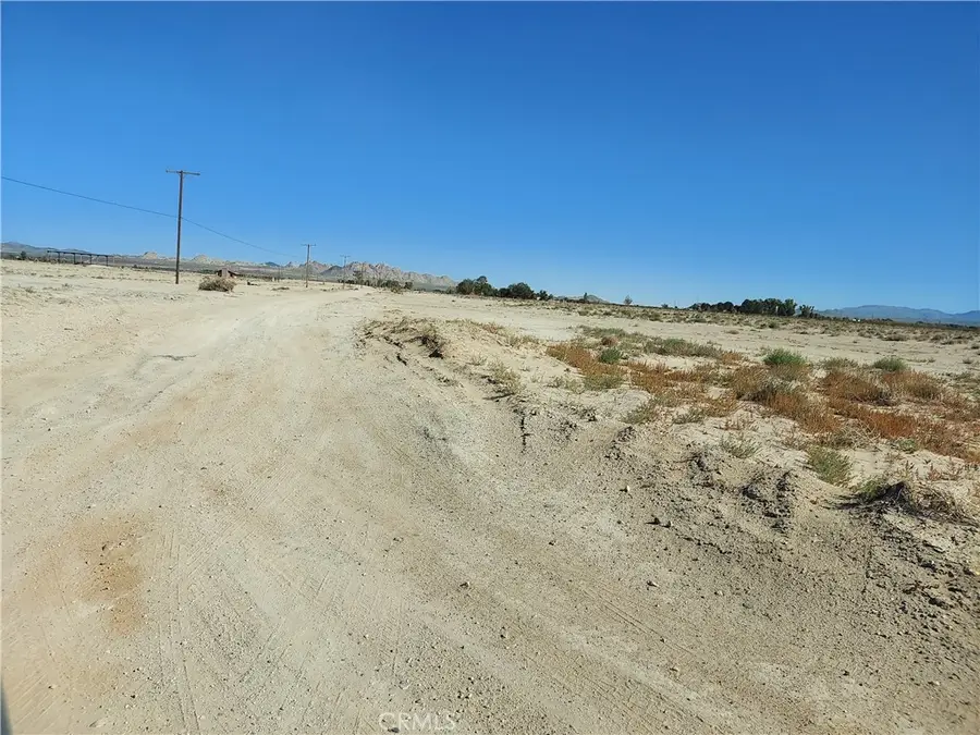 0 Locust Parcel #0450-024-01 Avenue, Lucerne Valley, CA 92356 - #2