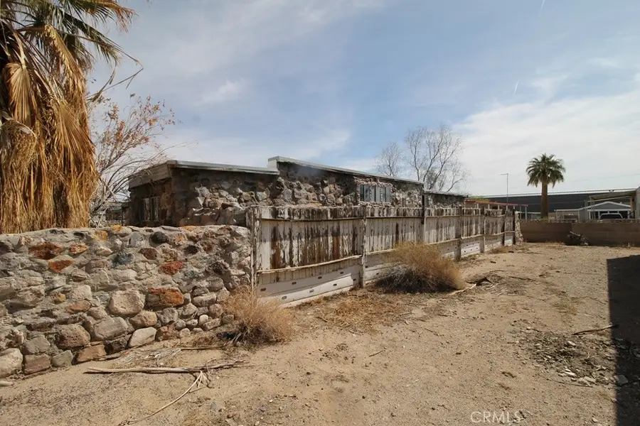 1233 Desert Drive, Needles, CA 92363 - #2