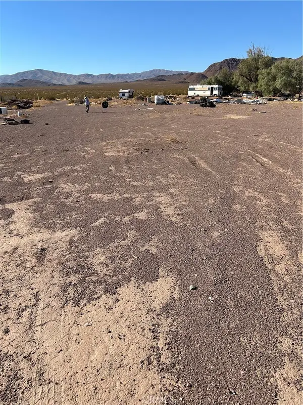 46262 Magney Lane, Newberry Springs, CA 92365