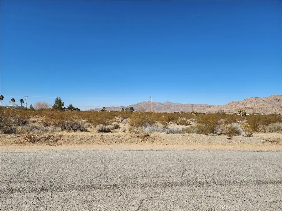 501 Stanley Street, Lucerne Valley, CA 92356 - #2