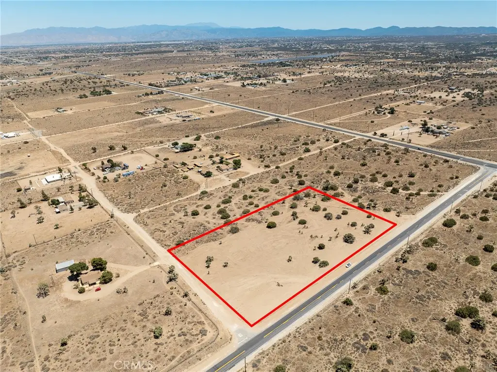 11 Caughlin Road, Phelan, CA 92371 - #1