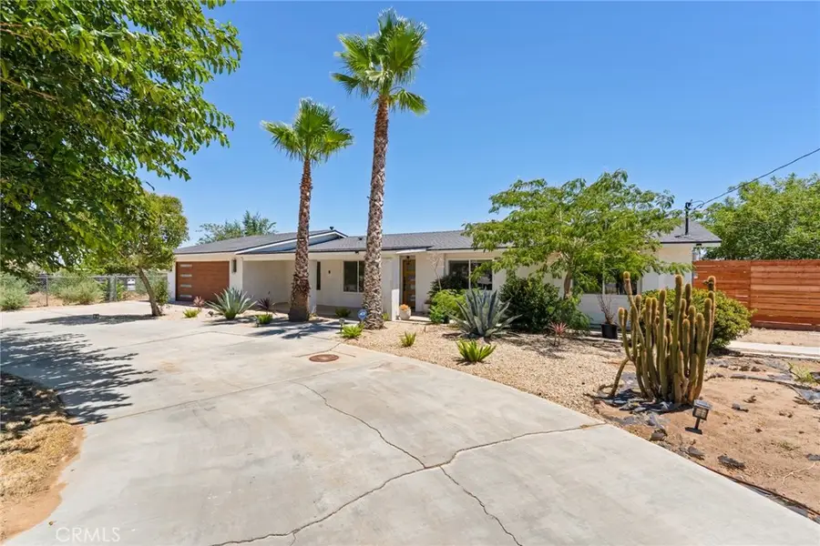 8263 3rd, Hesperia, CA 92345 - Image #3