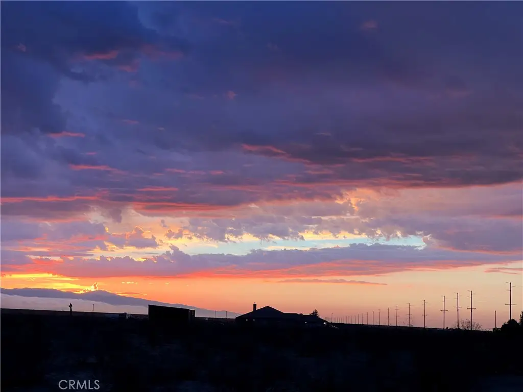 3 Del Oro Road, Apple Valley, CA 92308 - #1