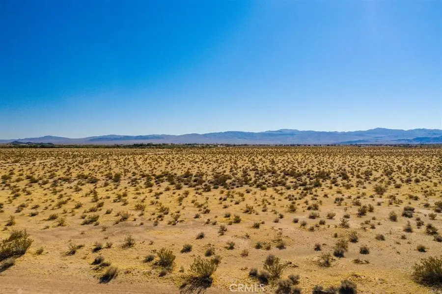 15 Cheltham Drive, Newberry Springs, CA 92365 - #3