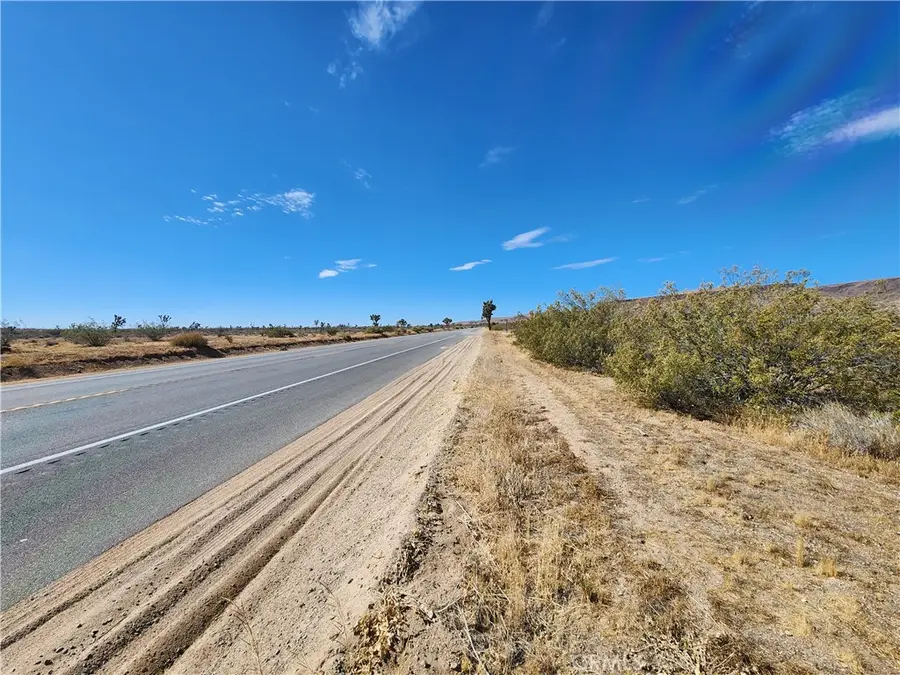 1901 Old Woman Springs Road, Homestead Valley, CA 92285 - #2