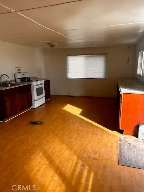 4734 Luna A & B, Phelan, CA 92371 - #3