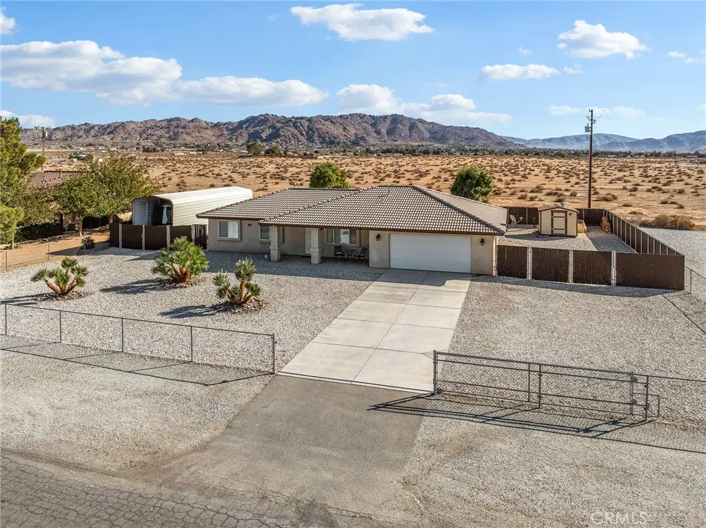 16575 Quinnault, Apple Valley, CA 92307 - #1