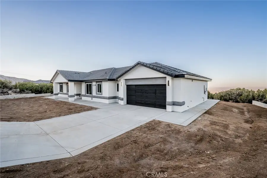 1114 Hollister, Pinon Hills, CA 92372 - #2