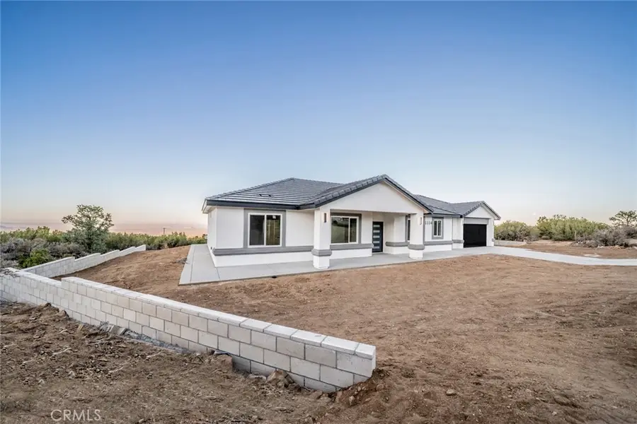 1114 Hollister, Pinon Hills, CA 92372 - #3