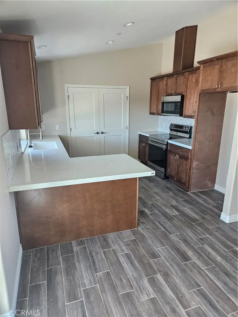 11462 Calcite Avenue, Hesperia, CA 92345 - #3