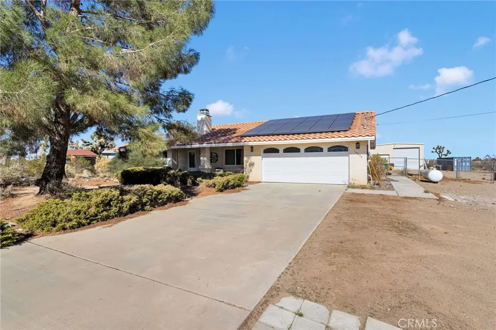 10834 Mono, Victorville, CA 92392 - #1