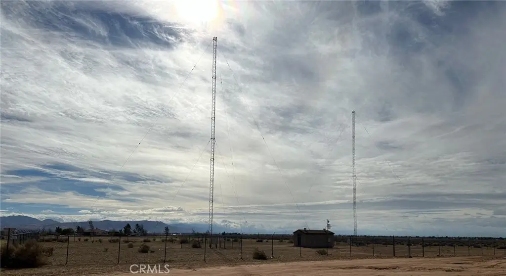 23291 Zuni Road, Apple Valley, CA 92307 - Image #1
