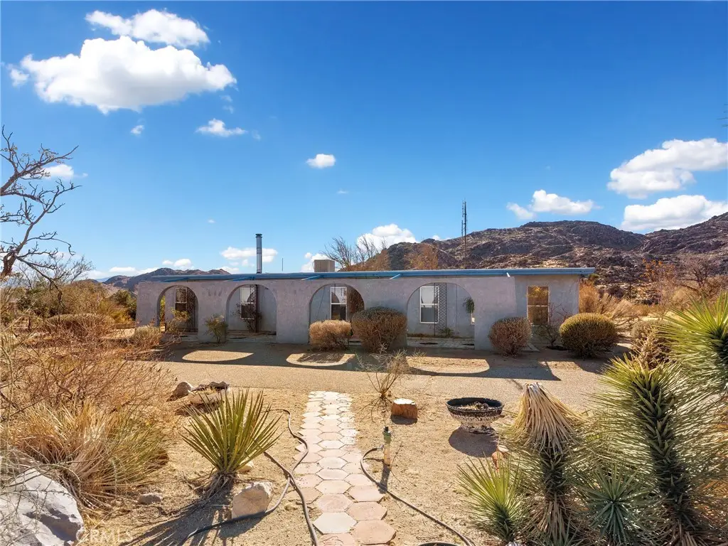 29595 Cove, Lucerne Valley, CA 92356 - Image #1