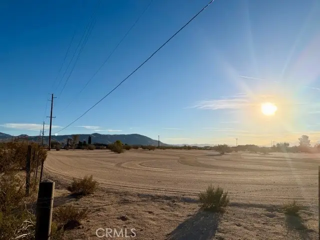 23585 Bear Valley, Apple Valley, CA 92308 - Image #3