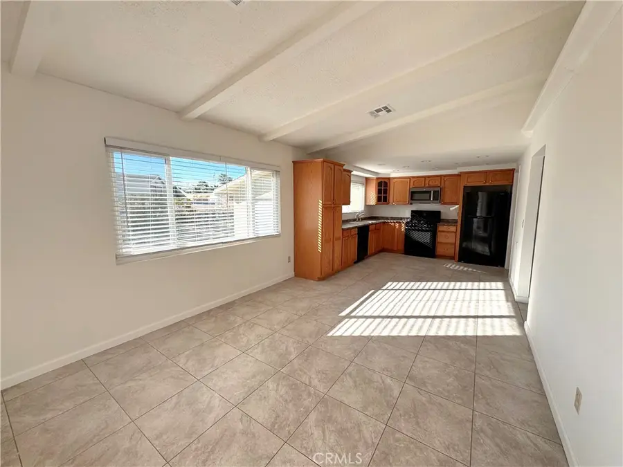 27474 Travertine, Barstow, CA 92311 - Image #3