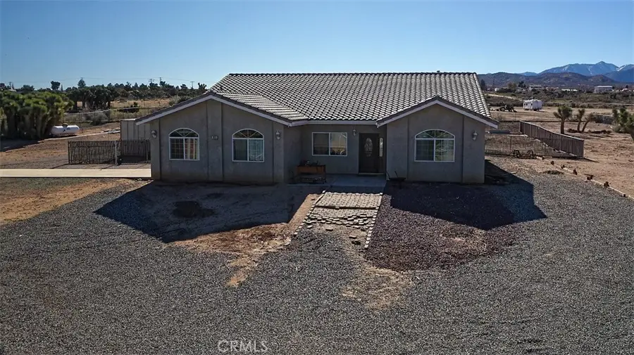 8855 Smith Road, Phelan, CA 92371 - Image #3