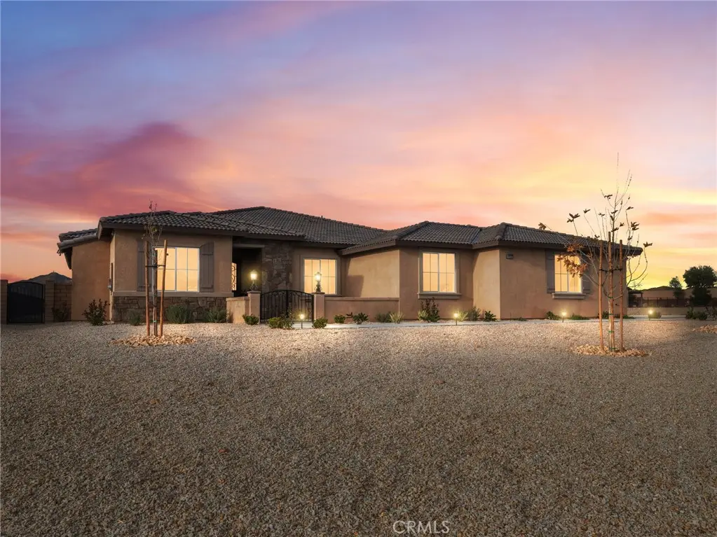 19568 Arcata Road, Apple Valley, CA 92307 - Image #1