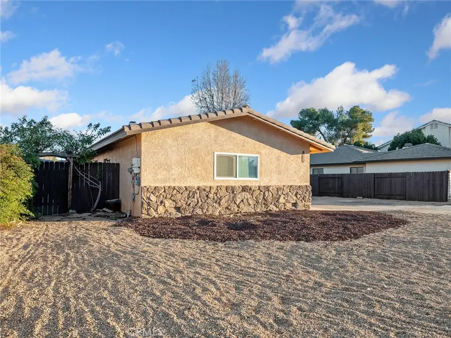 13045 Greensboro Road, Victorville, CA 92395 - Image #3