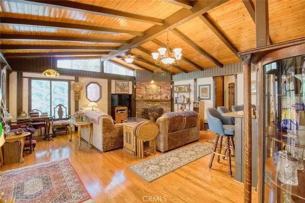 1513 Twin Lakes, Wrightwood, CA 92397