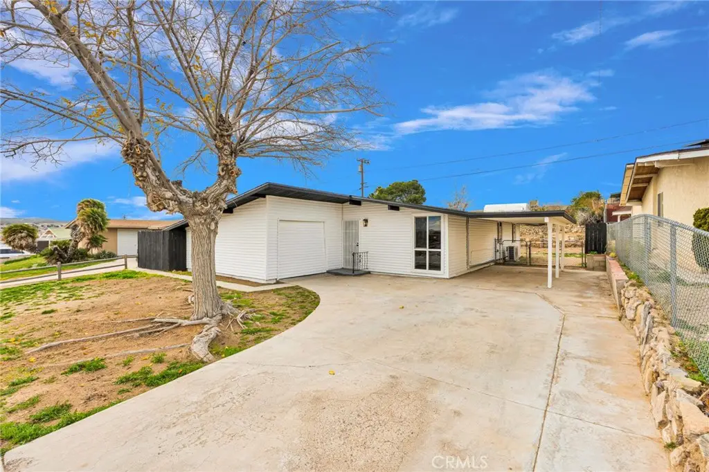 700 Agnes, Barstow, CA 92311 - #1