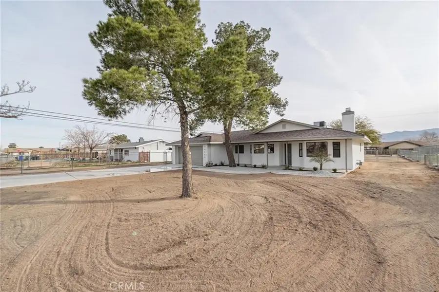 14455 Quinnault Road, Apple Valley, CA 92307 - Image #2