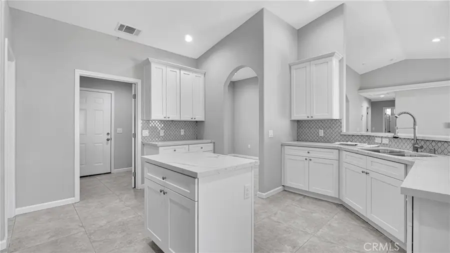 7939 Lassen Avenue, Hesperia, CA 92345 - Image #3