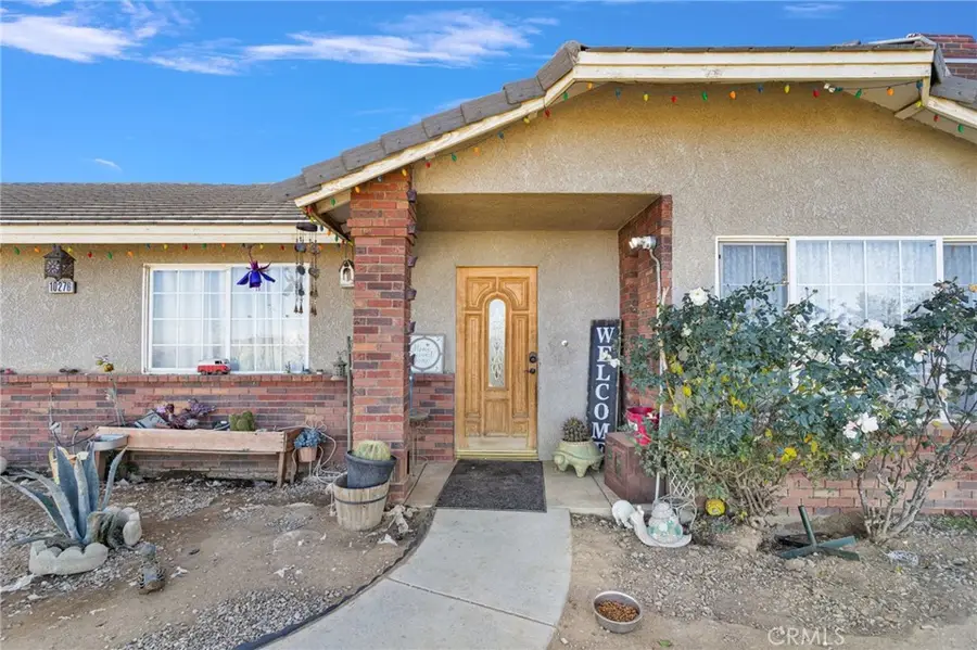 10276 Aster Road, Oak Hills, CA 92344 - #3
