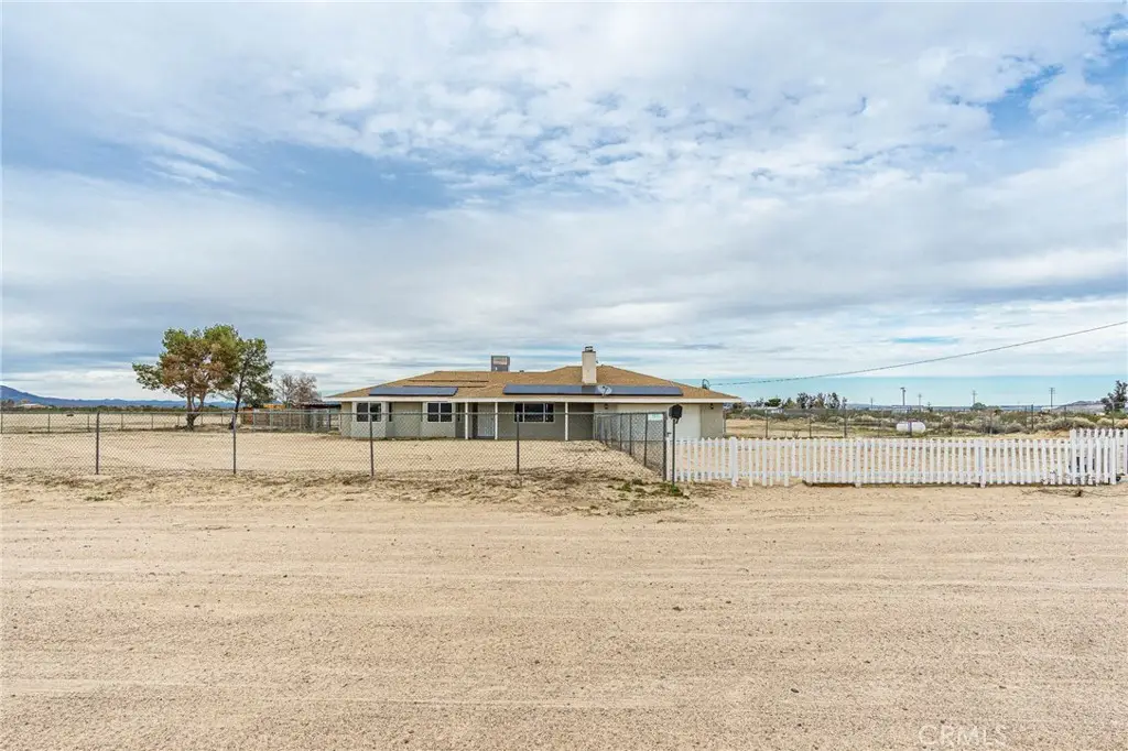 46334 Alamosa, Newberry Springs, CA 92365 - #1