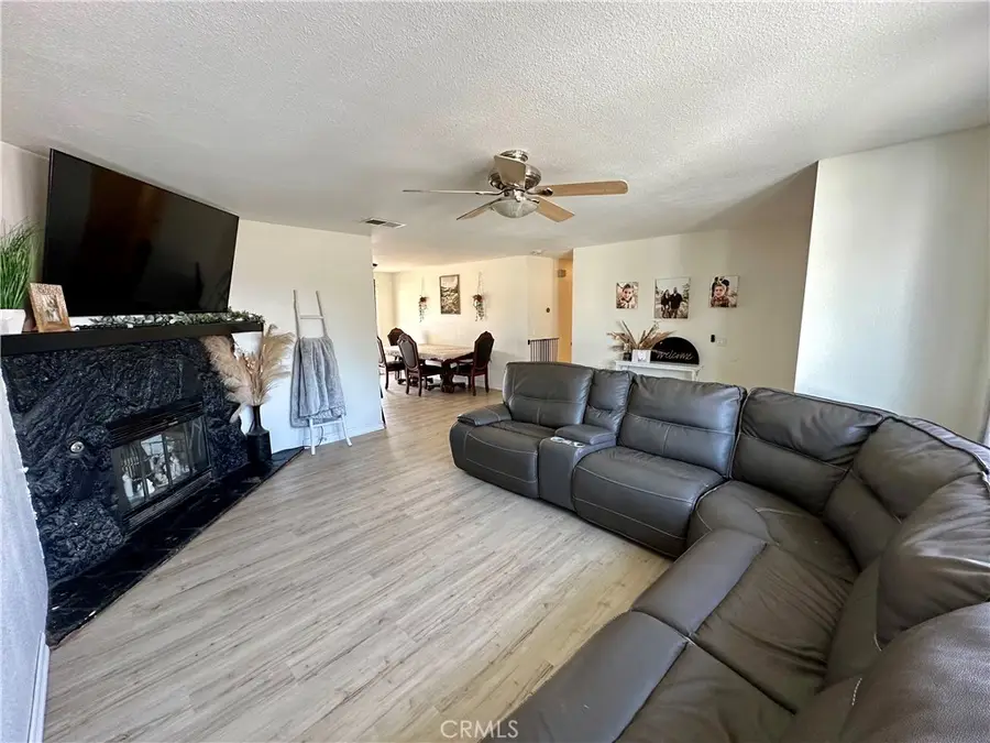 14783 Tonikan Lane, Apple Valley, CA 92307 - Image #2