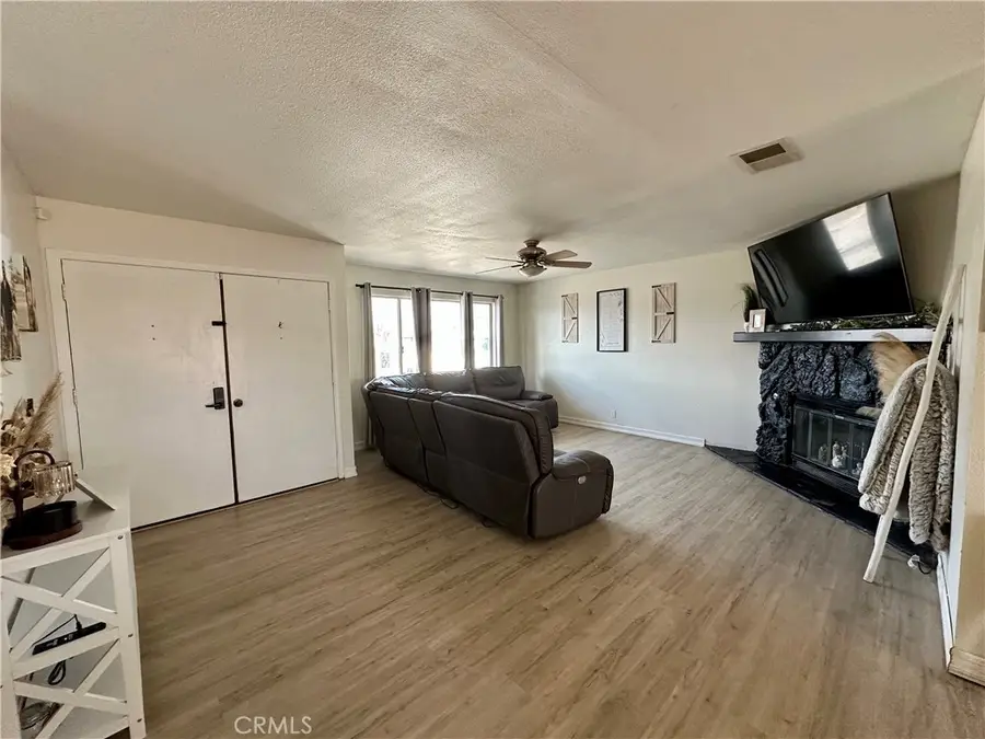 14783 Tonikan Lane, Apple Valley, CA 92307 - Image #3