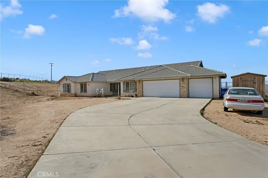 25850 Mountain View, Apple Valley, CA 92308 - #2