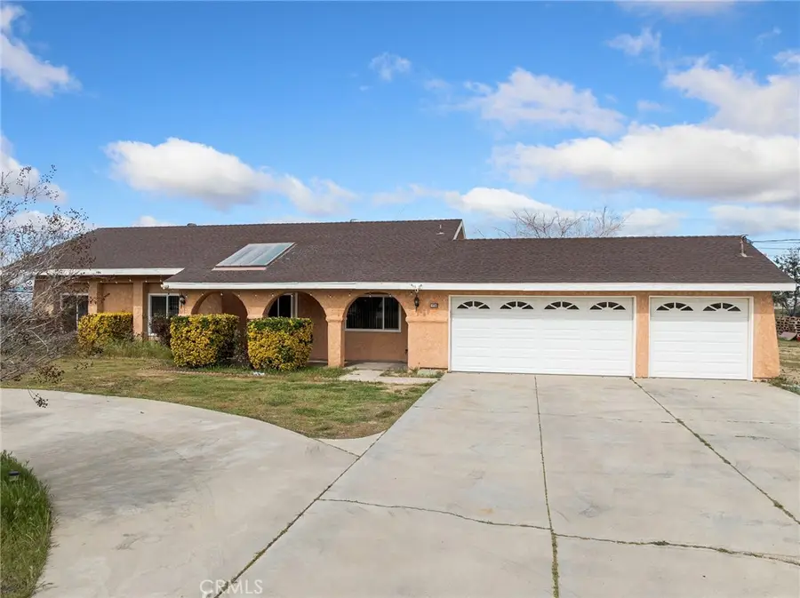 17740 Linden, Hesperia, CA 92345 - #2