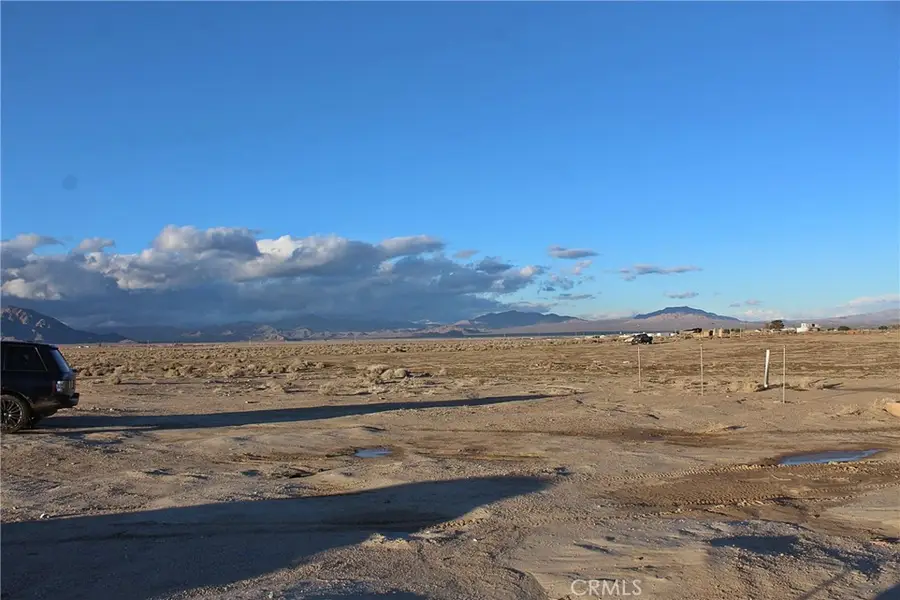 11 Sunrise Road, Lucerne Valley, CA 92356 - #2