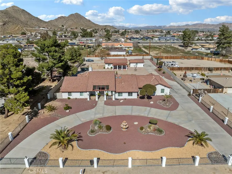 19786 Symeron Road, Apple Valley, CA 92307 - #2