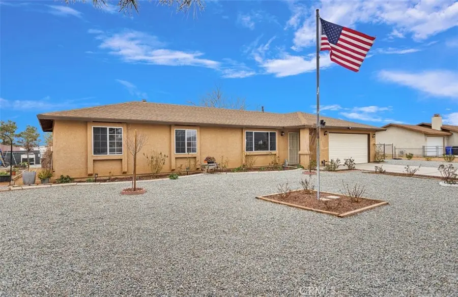 15268 Nanticoke, Apple Valley, CA 92307 - #3