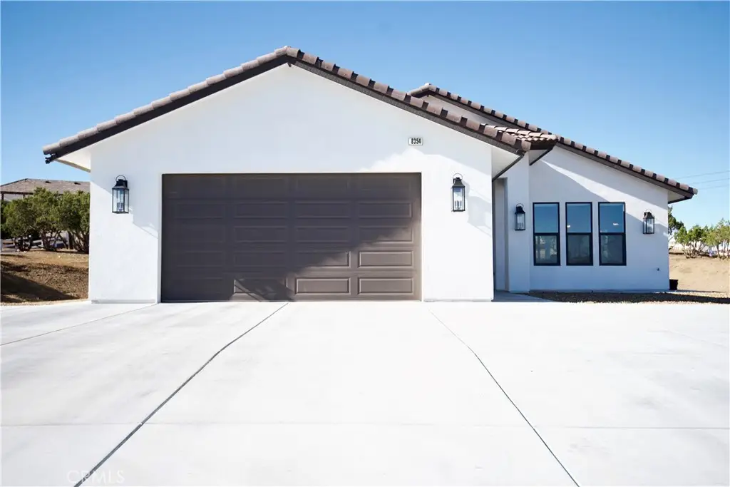 8354 Macron, Oak Hills, CA 92344 - #1