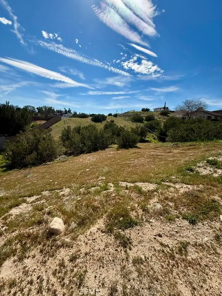 39833319 Plumas, Hesperia, CA 92345 - #2