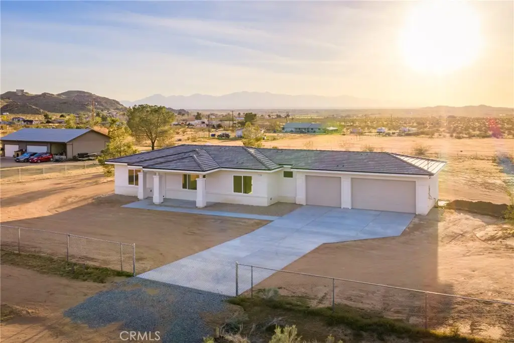 15168 Barbara, Apple Valley, CA 92307 - #1