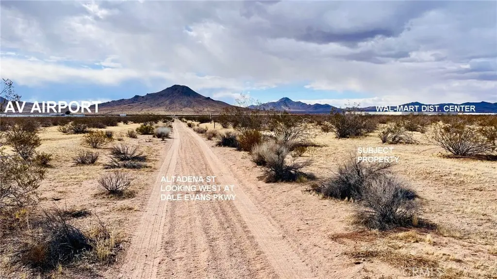 46331406 Altadena Street, Apple Valley, CA 92307 - #1