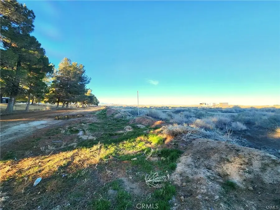 AC Near W Ave F8, Lancaster, CA 93536 - #2