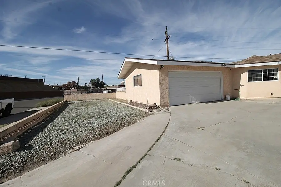1105 Bigger, Barstow, CA 92311 - #3