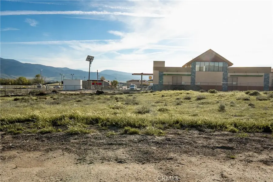 9 Challenger Drive, Tehachapi, CA 93561 - #2